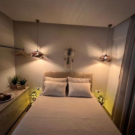 Supreme Malibu Suite อเล็กซานโดรโพลิส ภายนอก รูปภาพ